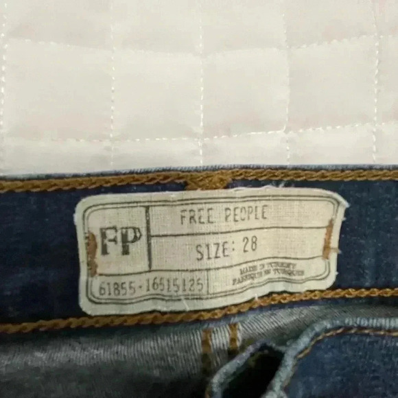 Free People - Picture 2 of 5